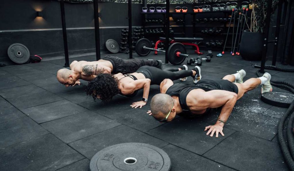 تفاوت کلیستنیکس و کراسفیت 3 مقایسه کلیستنیکس و کراسفیت